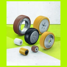 Wheel and castors for pallet trucks forklift trucks and other industrial trucks